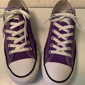 Converse Chuck Taylors size 7W/9M deep purple